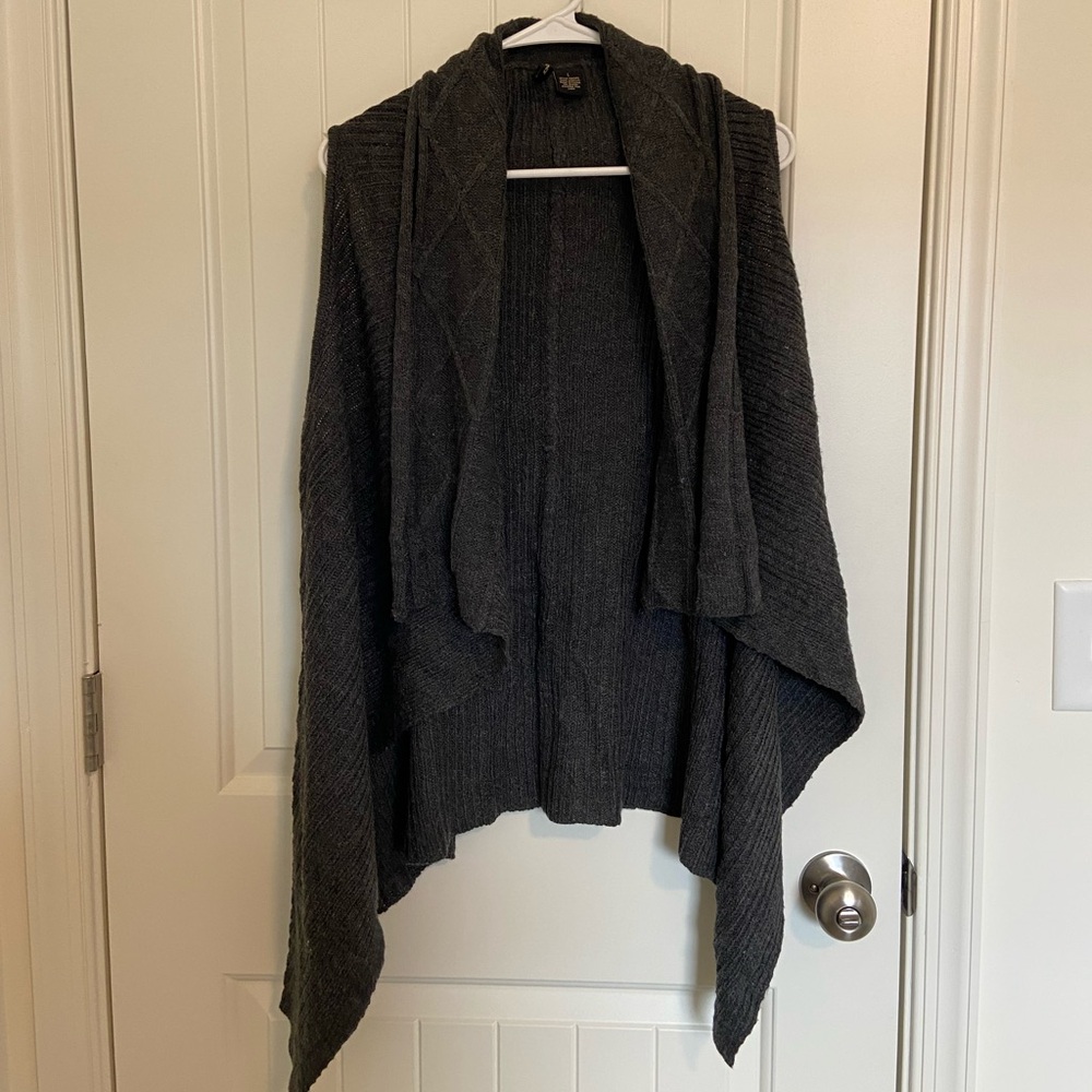 Susan‎ Lawrence women’s thick gray knit acrylic open drapey vest sweater large